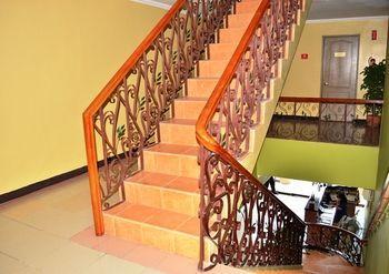 El Portal Inn 塔比拉兰 外观 照片