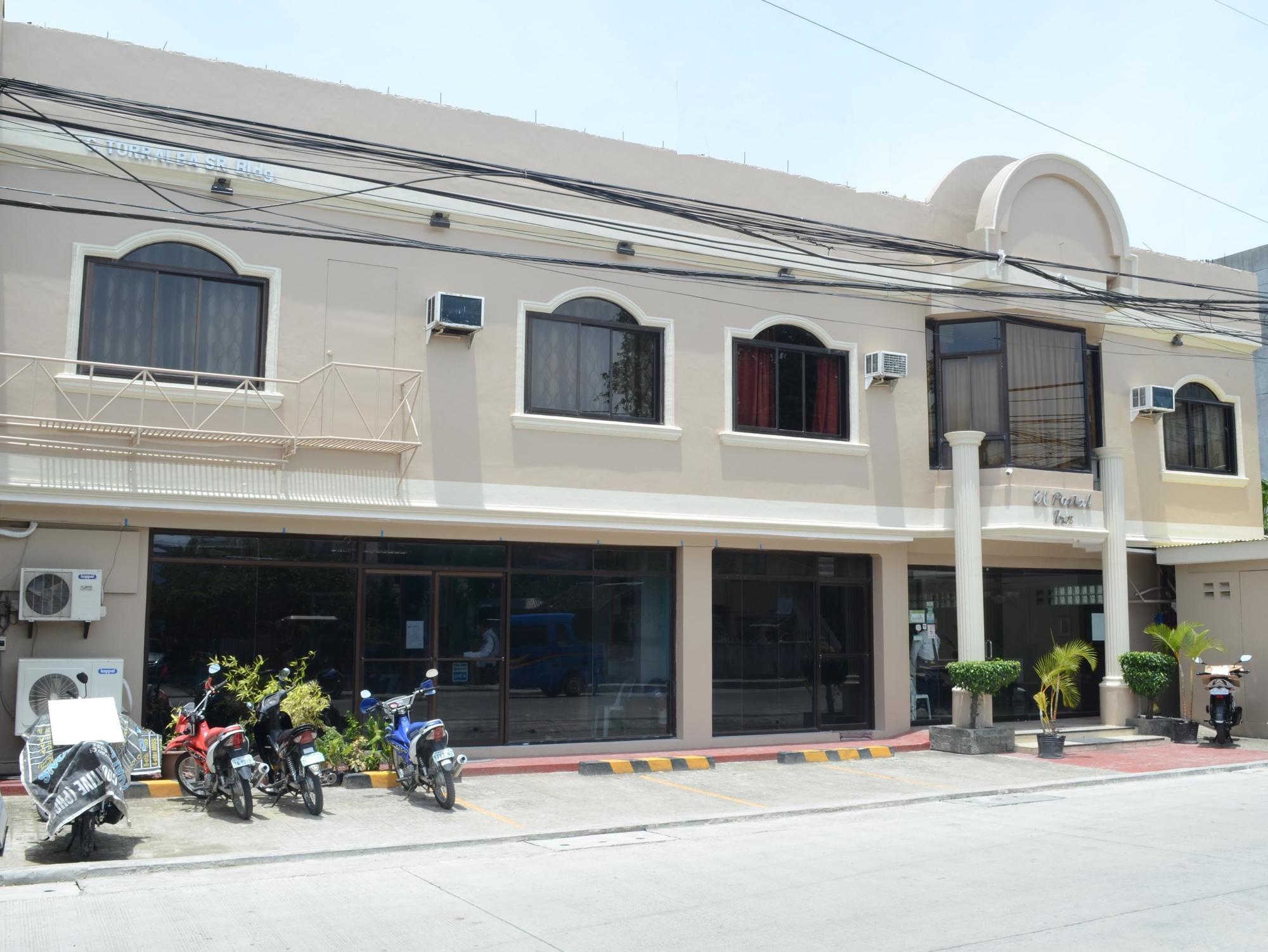 El Portal Inn 塔比拉兰 外观 照片
