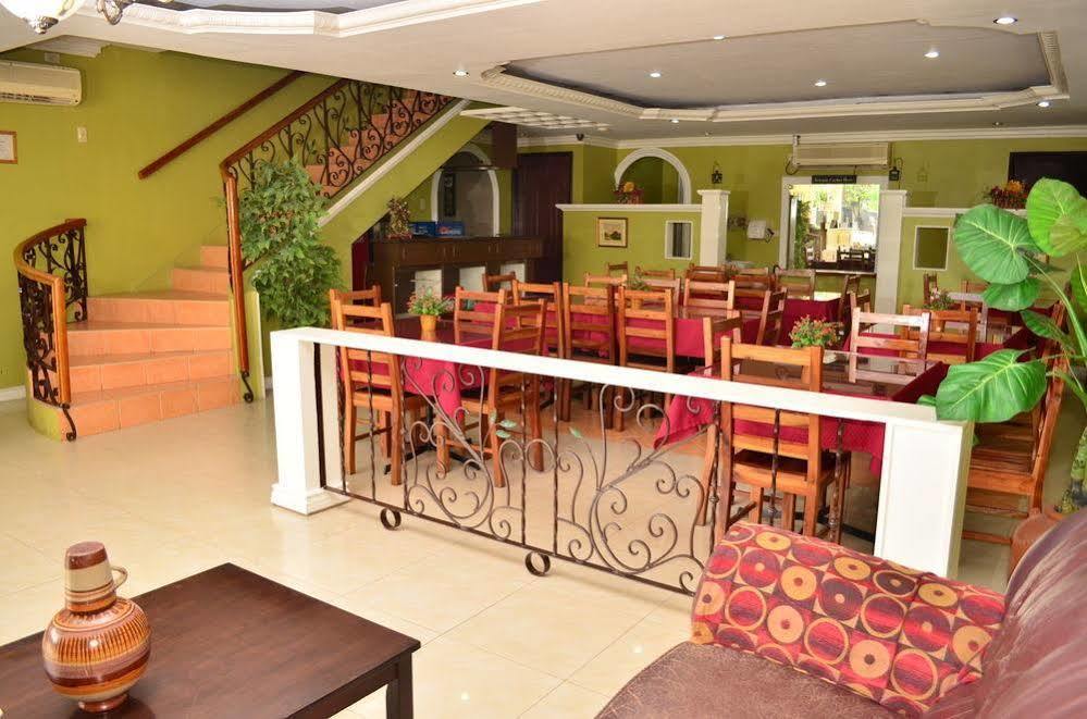 El Portal Inn 塔比拉兰 外观 照片